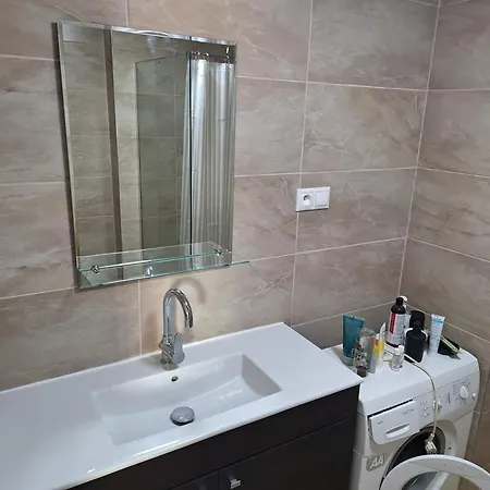Large Flat With Two Bedrooms In The Old Town Appartement